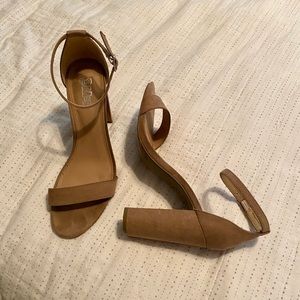 Brash Tan Suede Block Sandal Heel size 10